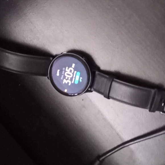 Galaxy active 2 smart watch - Picture 1 of 2
